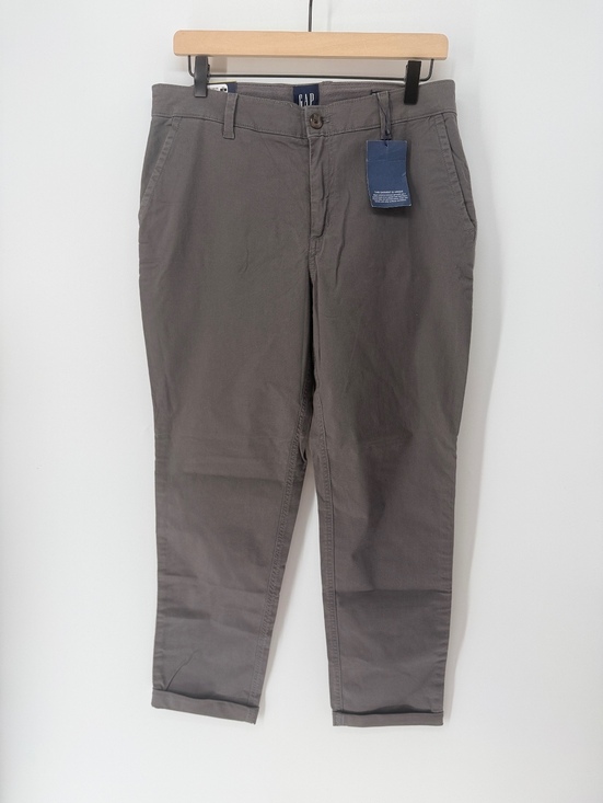 GAP Pants - GAP Girlfriend Chino Pants | Women's Size 8 | NWT